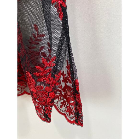 Catherines Sheer Mesh Embroidered Sequins Top Sz 1X Red Black Witchy Renaissance - Picture 6 of 9
